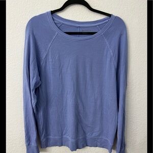 Athleta long sleeve shirt size MT